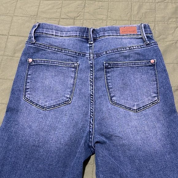 Judy Blue elastic waist band blue jean capri pants women’s size 3/26 - Picture 4 of 4